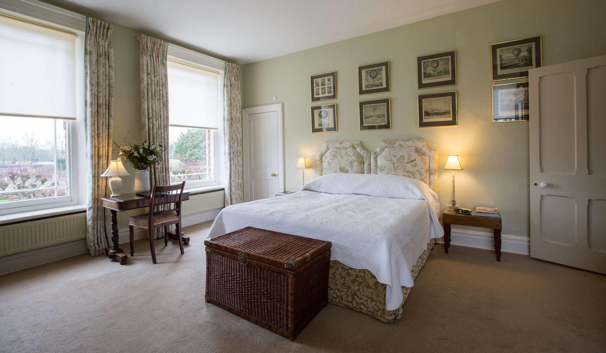 Overtown Manor Bed And Breakfast Swindon Buitenkant foto